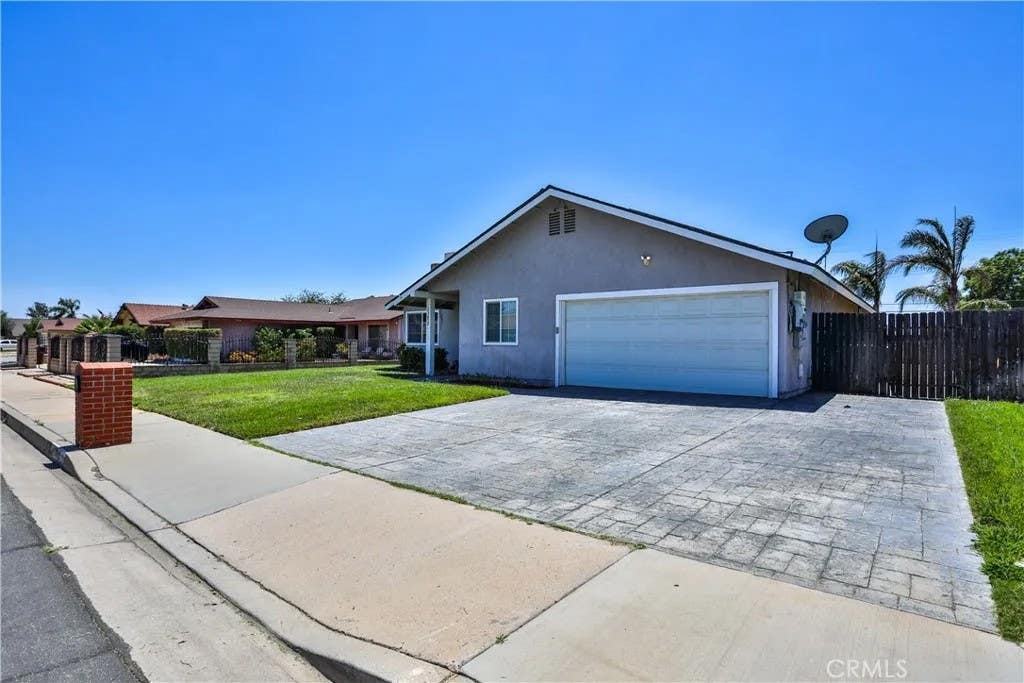 Photo of 23655 Suncrest Avenue, Moreno Valley, CA 92553 (MLS # IG26163862)