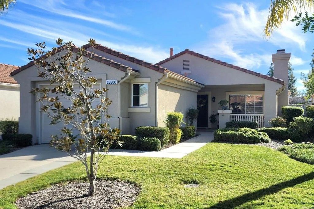 Photo of 23800 Corte Picante, Murrieta, CA 92562 (MLS # NDP2601087)