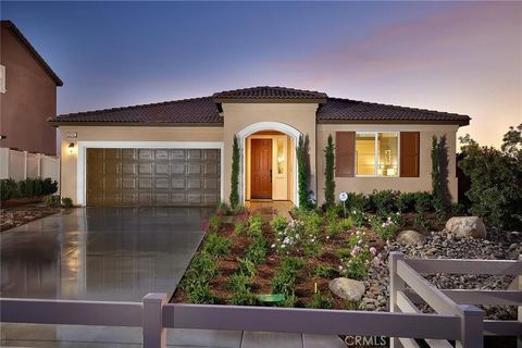 Photo of 30945 Campania Road, Highlands, CA 92346 (MLS # SW26067123)