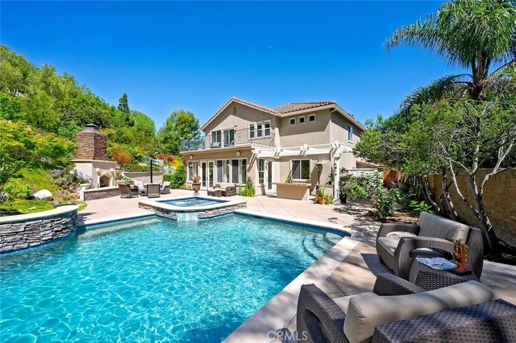 Photo of 7 Santa Maria, Rancho Santa Margarita, CA 92688 (MLS # OC26050539)