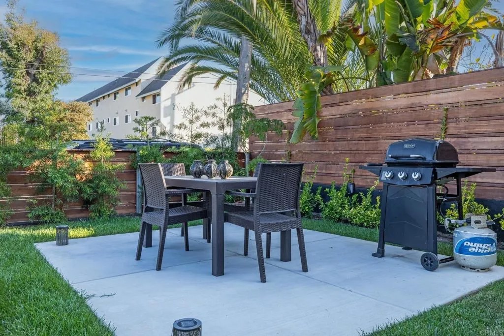 376 Acacia Drive