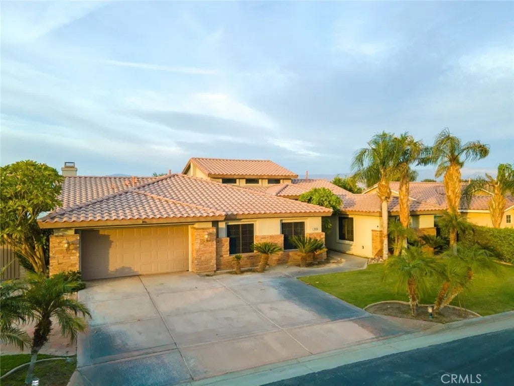 Photo of 78910 Zenith Way, La Quinta, CA 92253 (MLS # GD26203600)