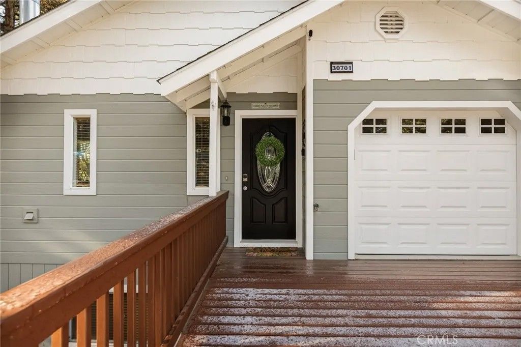 Photo of 30701 Knoll View, Running Springs, CA 92382 (MLS # IG26081721)