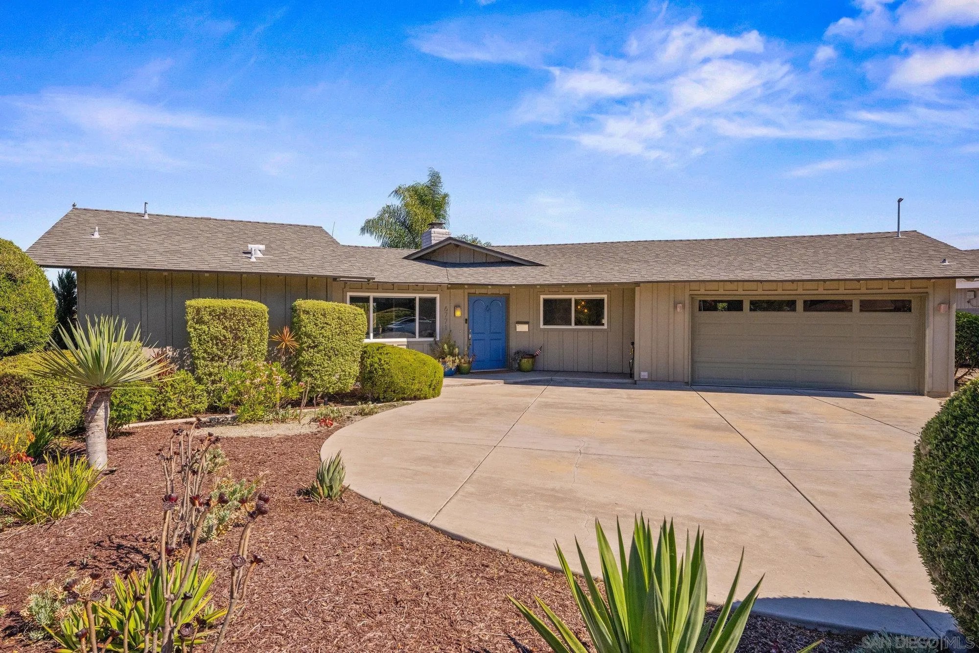 6771 Golfcrest Dr