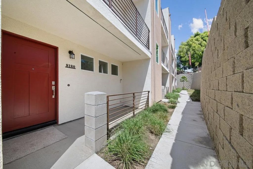 Photo of 8180 Golden Ave, Lemon Grove, CA 91945 (MLS # 2600440)