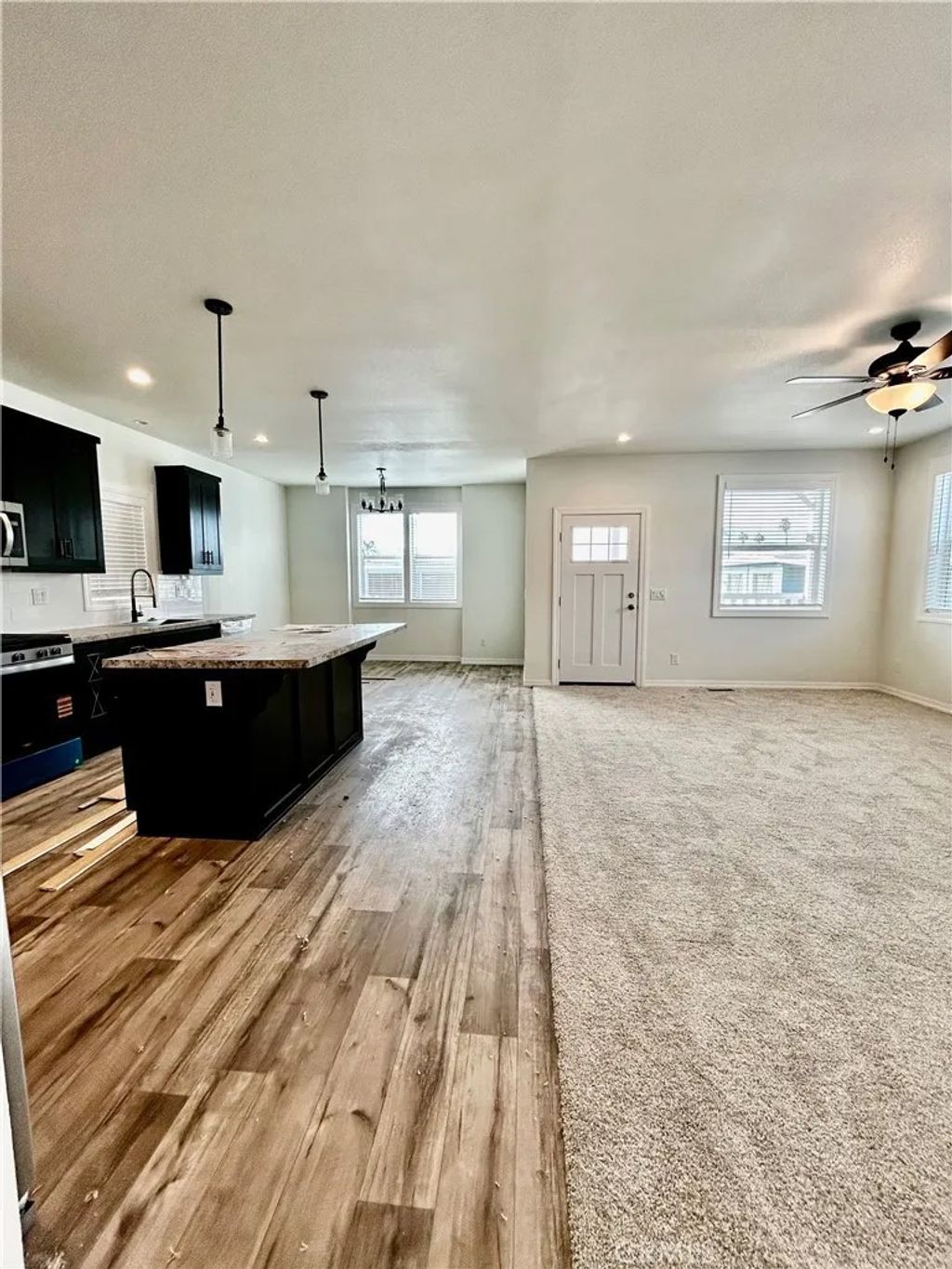 Photo of 2205 W Acacia Ave #189, Hemet, CA 92545 (MLS # SW25277077)