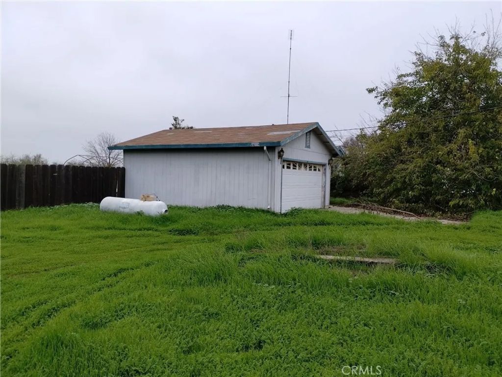 Photo of 10155 S Highway 59, El Nido, CA 95317 (MLS # DW25273332)