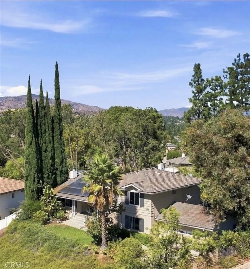 10640 Sylvia Ave