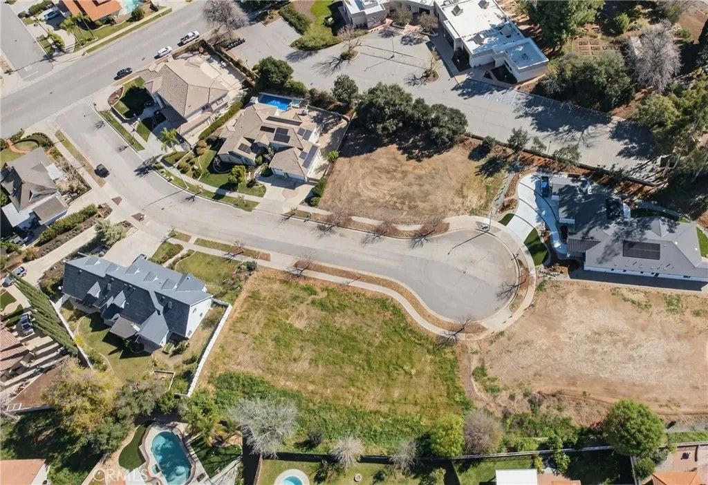 Photo of 1520 Blossom Ct, Redlands, CA 92373 (MLS # IG26034079)