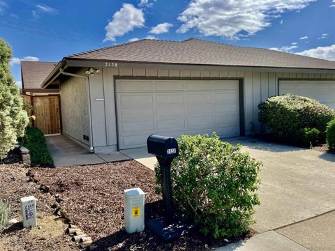 Photo of 2158 Country Pl, Escondido, CA 92026 (MLS # 260025553)