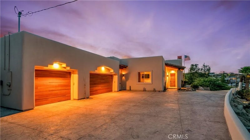 57045 Plaza Del Amigo