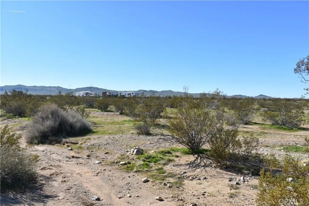 Photo of 24 Frontier, Helendale, CA 92342 (MLS # HD26017845)