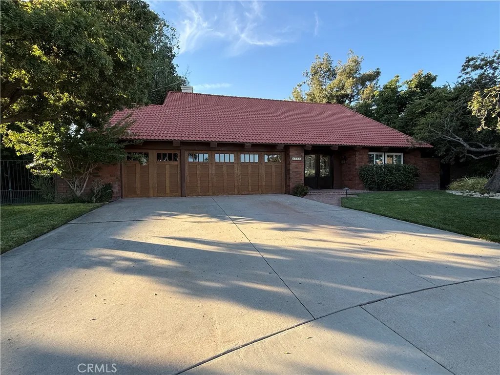 5717 Shire Court