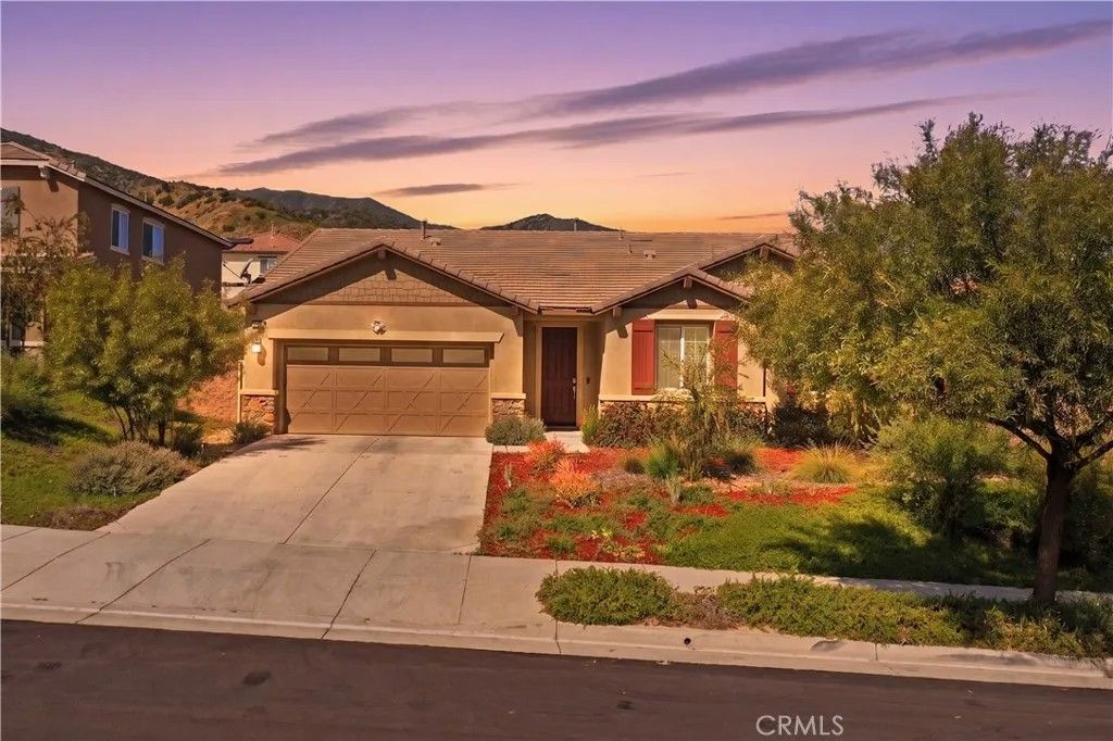 Photo of 26305 Plumcot Dr, Corona, CA 92883 (MLS # SW26087076)