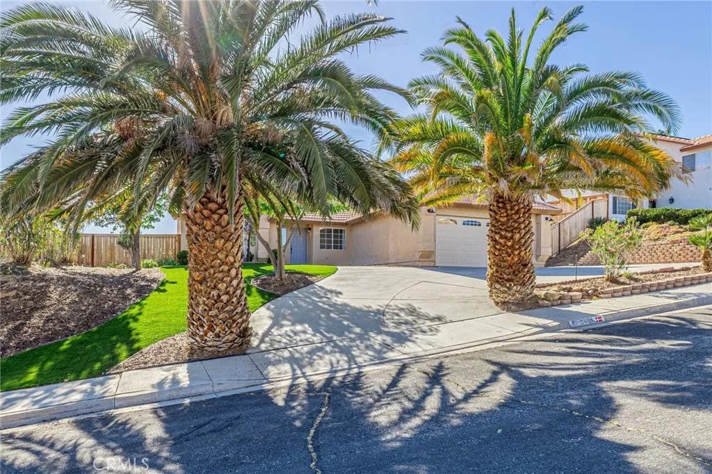 Photo of 3601 Gold Crest, Rosamond, CA 93560 (MLS # BB26111997)