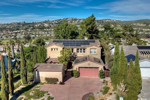 2556 La Costa Avenue Carlsbad CA 92009