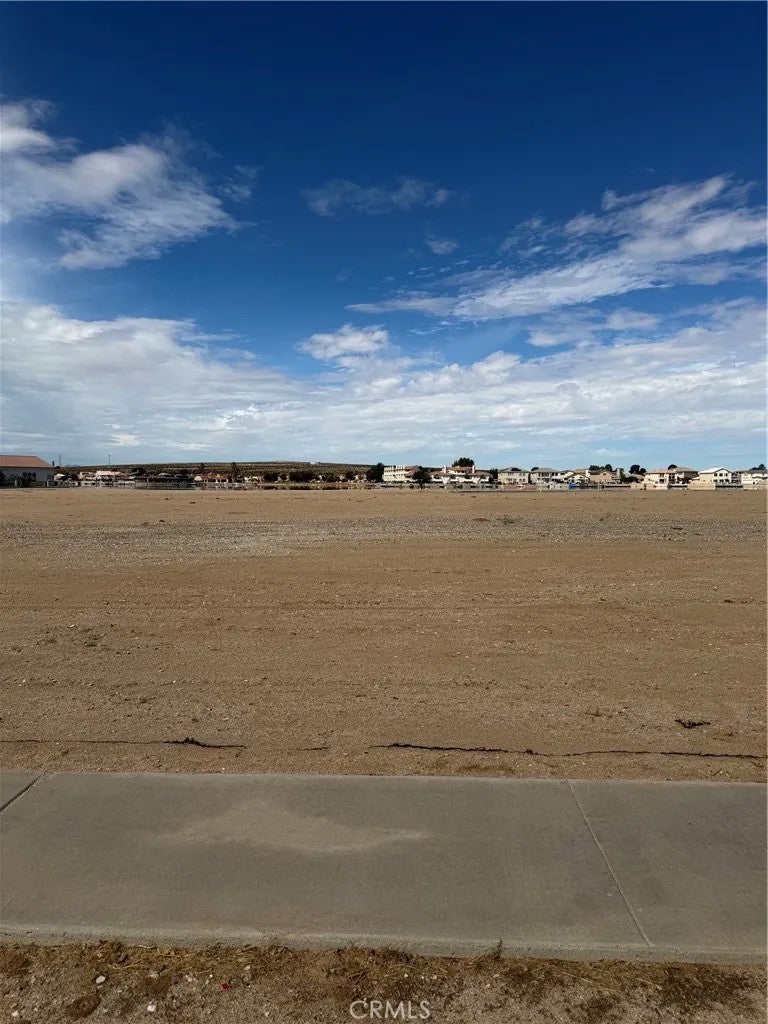 Photo of 12 Lakeview, Helendale, CA 92342 (MLS # HD26194799)