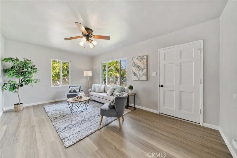 5125 N Landis