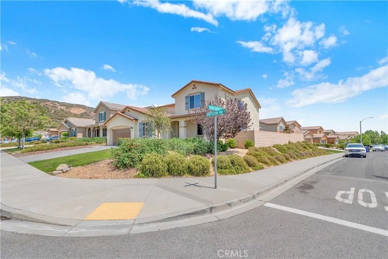 4043 Bristlecone Pine Lane