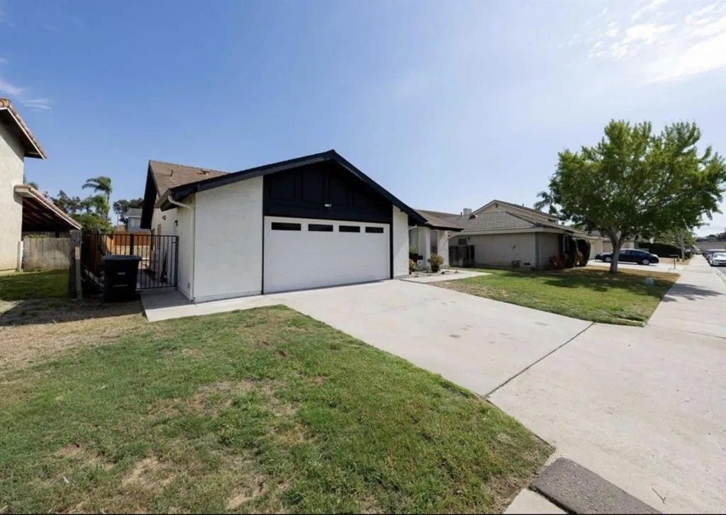 Photo of 748 Cholla Road, Chula Vista, CA 91910 (MLS # PTP2508987)