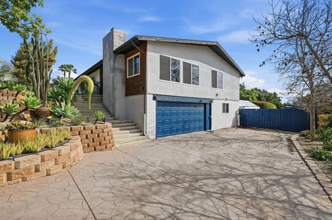 Photo of 1761 Country Ln, Escondido, CA 92025 (MLS # 260003302)