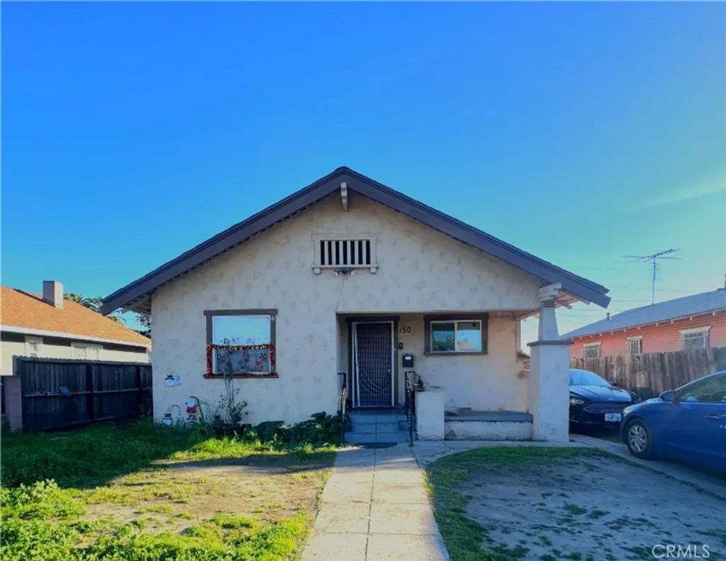 Photo of 150 E 70th Street, Los Angeles, CA 90003 (MLS # CV26045771)