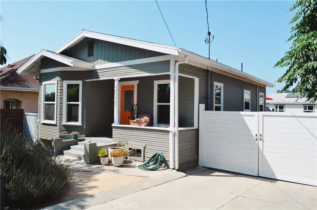 2137 Judson