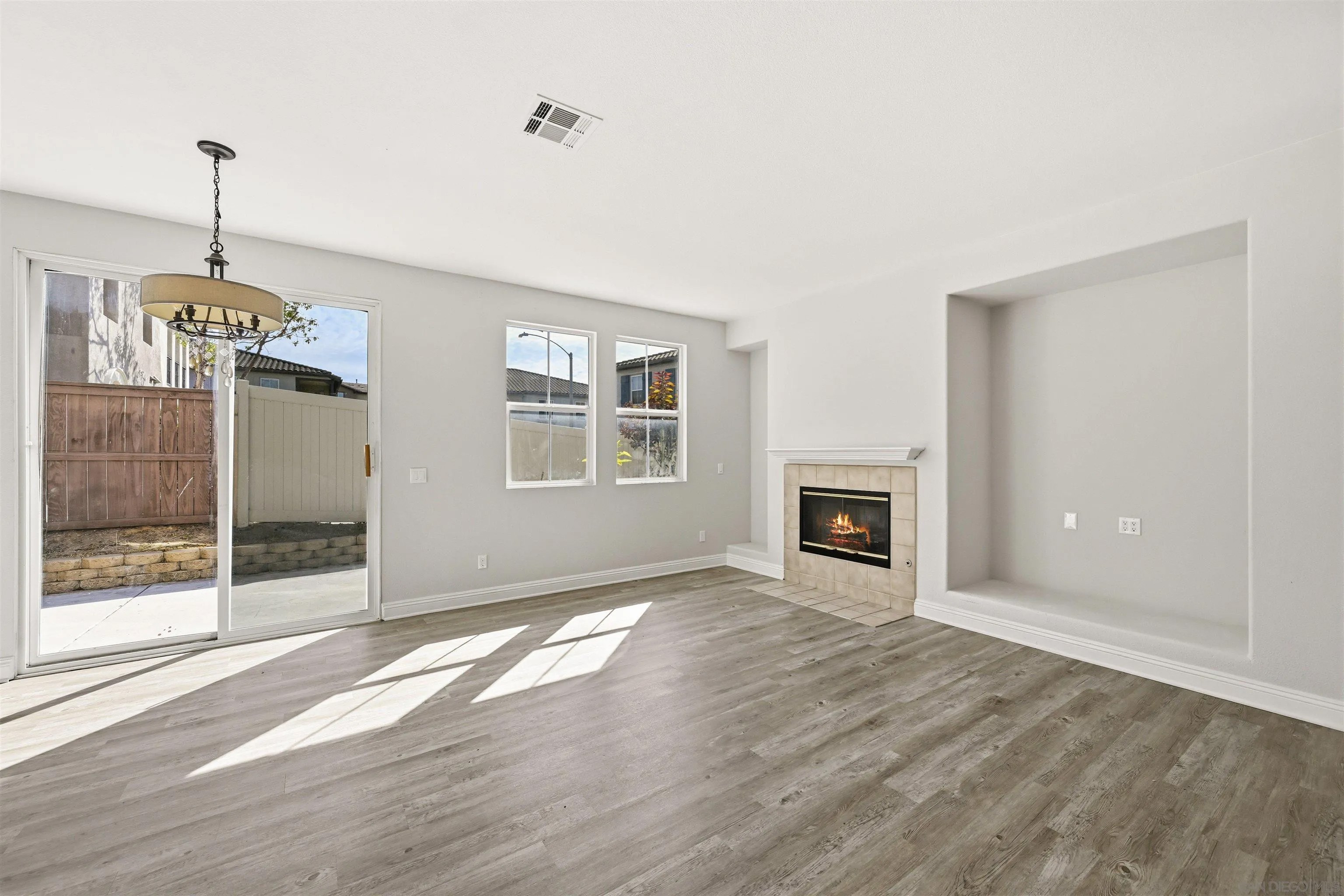 2732 Crown Ridge Rd 3