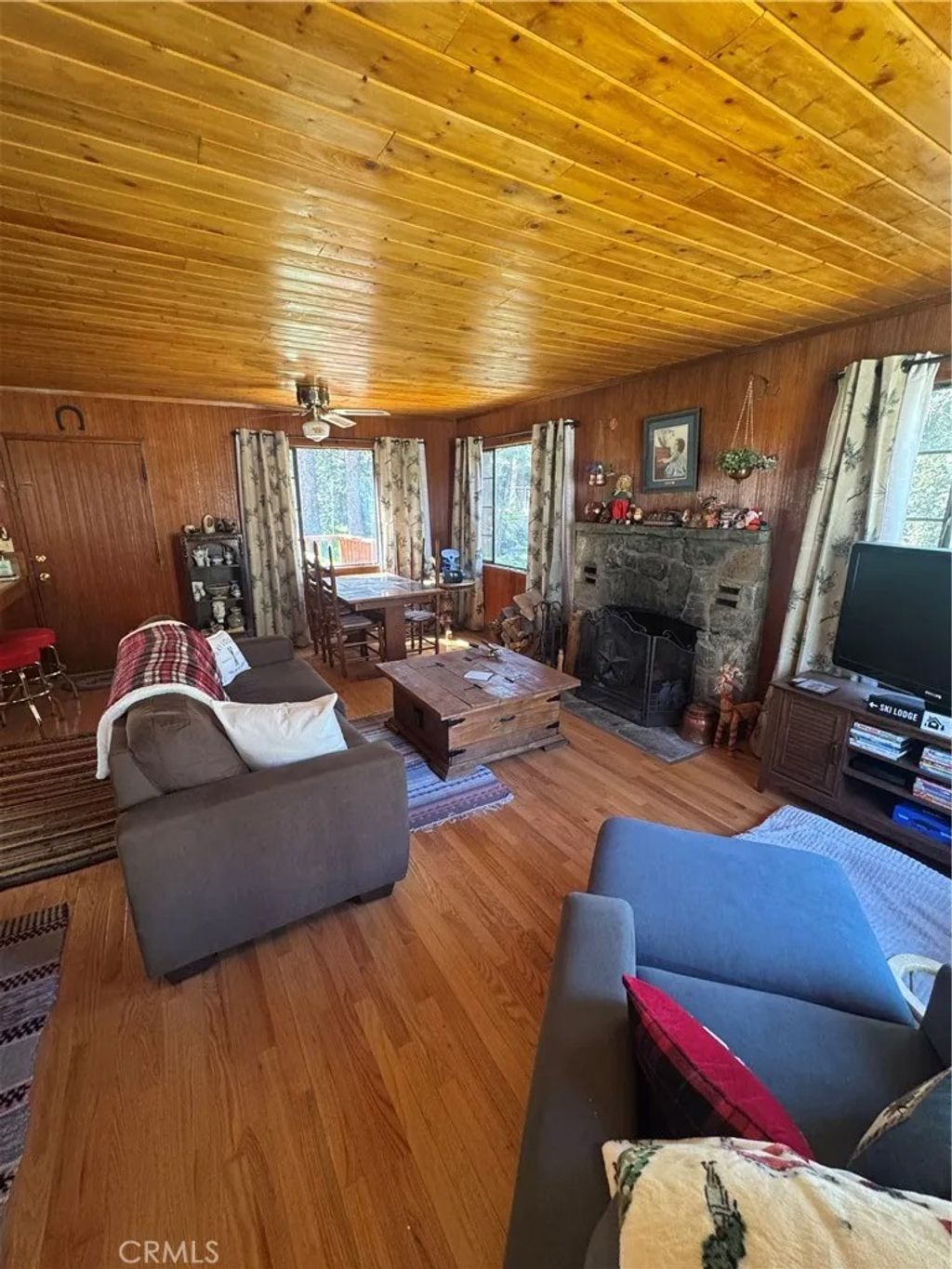 Photo of 5806 Victorville St, Wrightwood, CA 92397 (MLS # HD26056401)