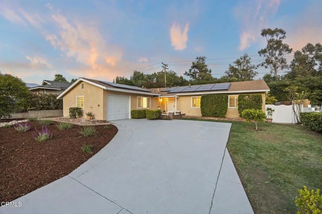 Photo of 326 Descanso Avenue, Ojai, CA 93023 (MLS # V1-36160)
