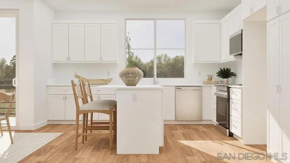 Photo of 2003 Gypsy Ave #7, Chula Vista, CA 91913 (MLS # 260015206)