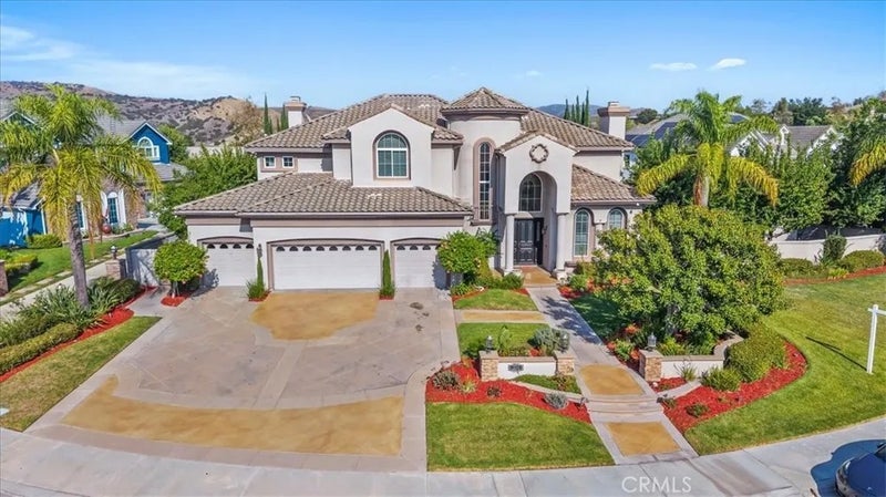 3124 Gardenia Lane