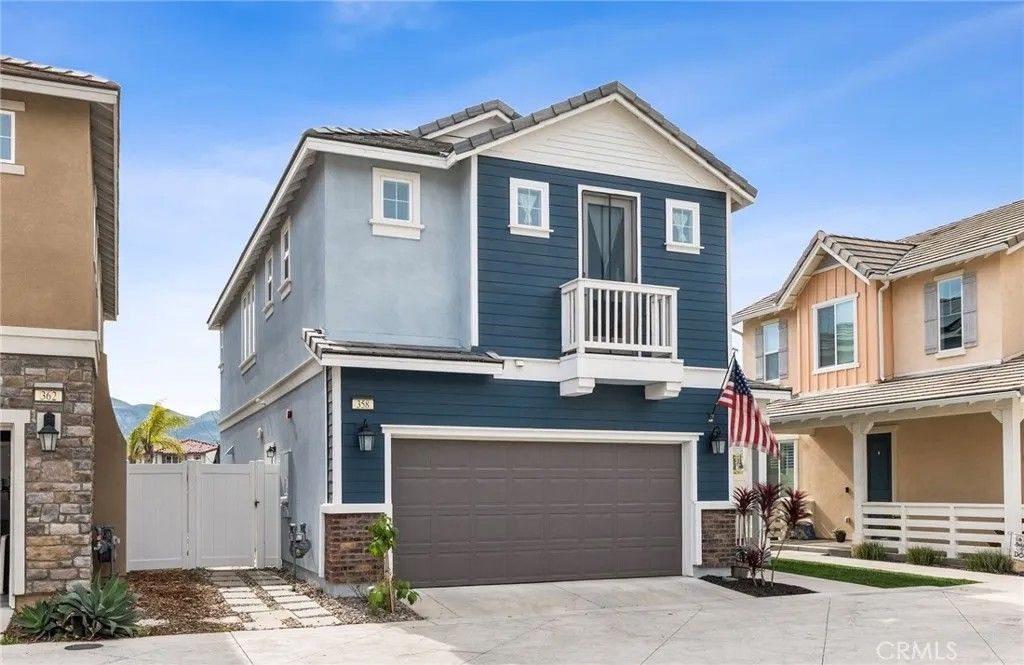 Photo of 358 Hydrangea Street, Fillmore, CA 93015 (MLS # IV26030477)