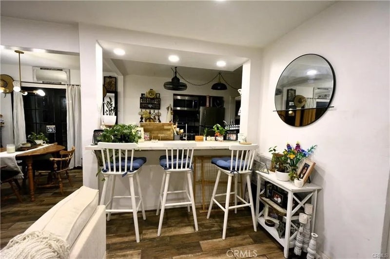 1214 S Sultana