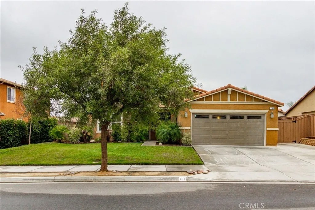 781 Amherst Way