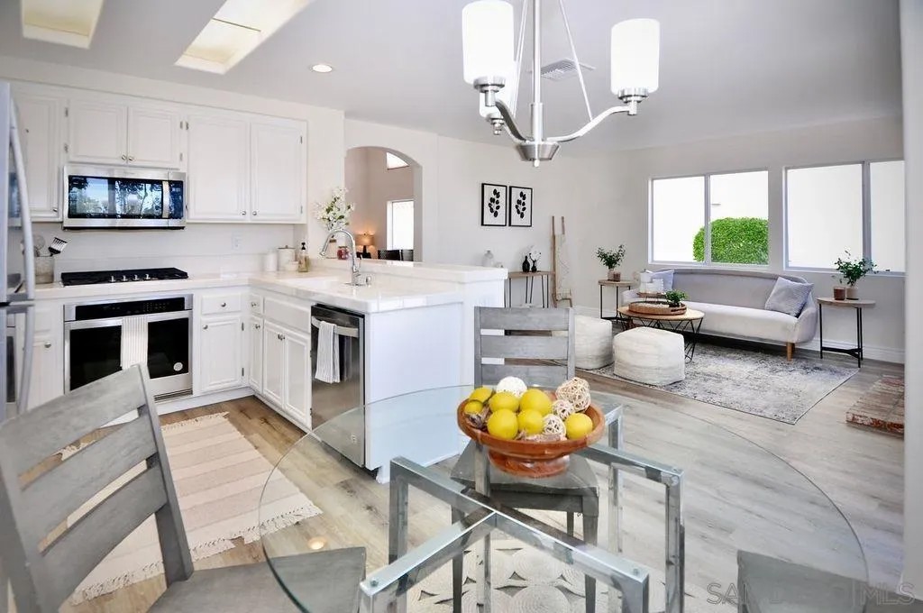 10878 Caminito Colorado