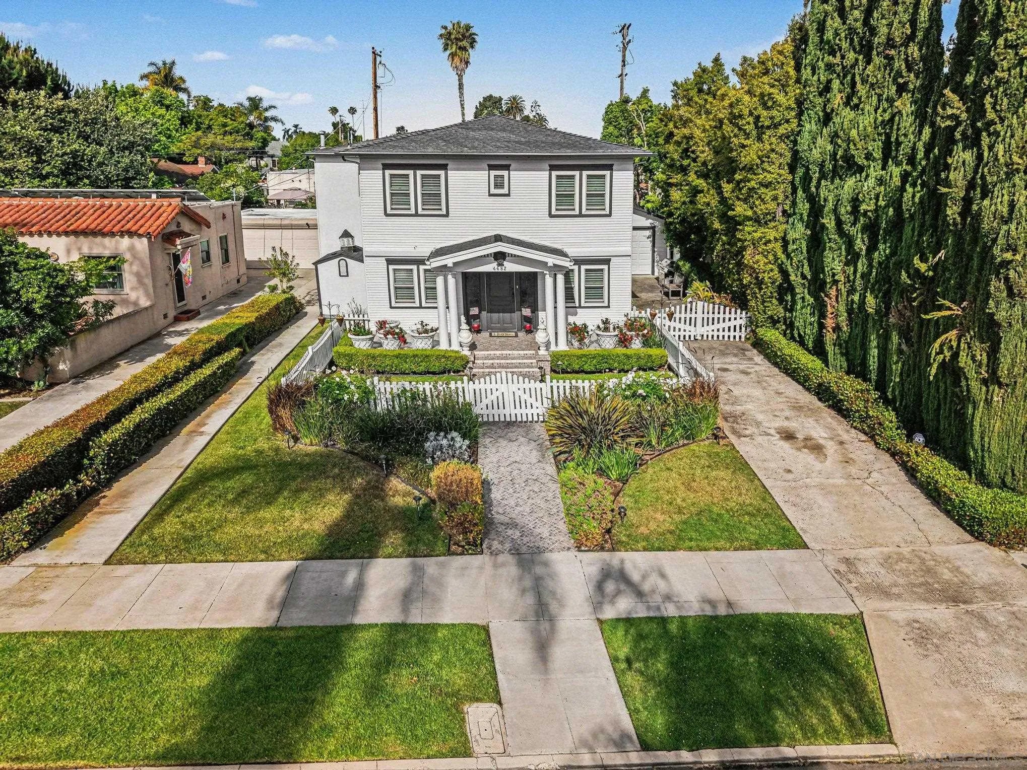 4682 Vista Street