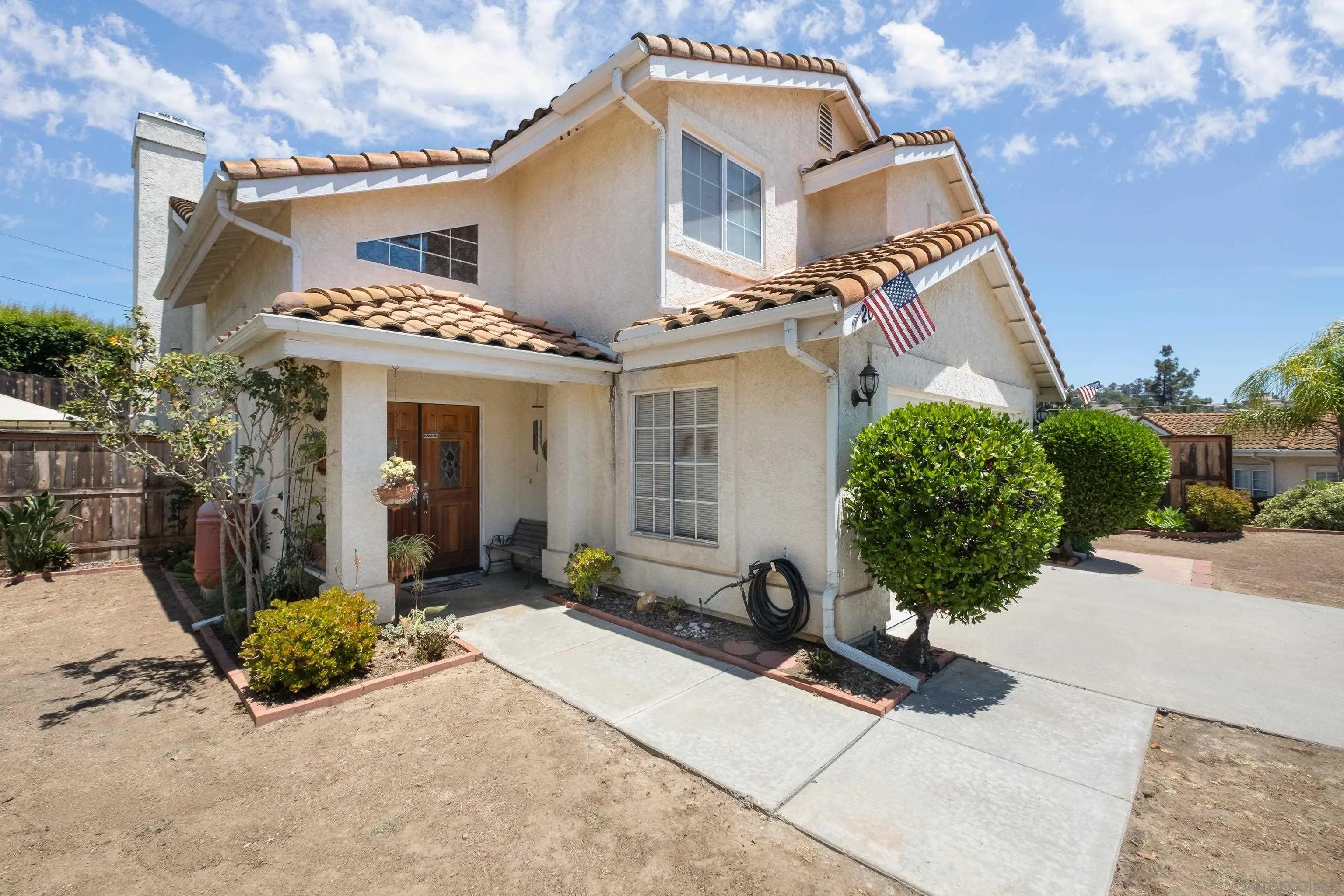 2062 Susan Ct
