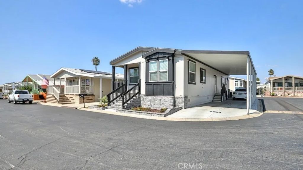 Photo of 17700 Avalon Blvd #387, Carson, CA 90746 (MLS # PW26002962)