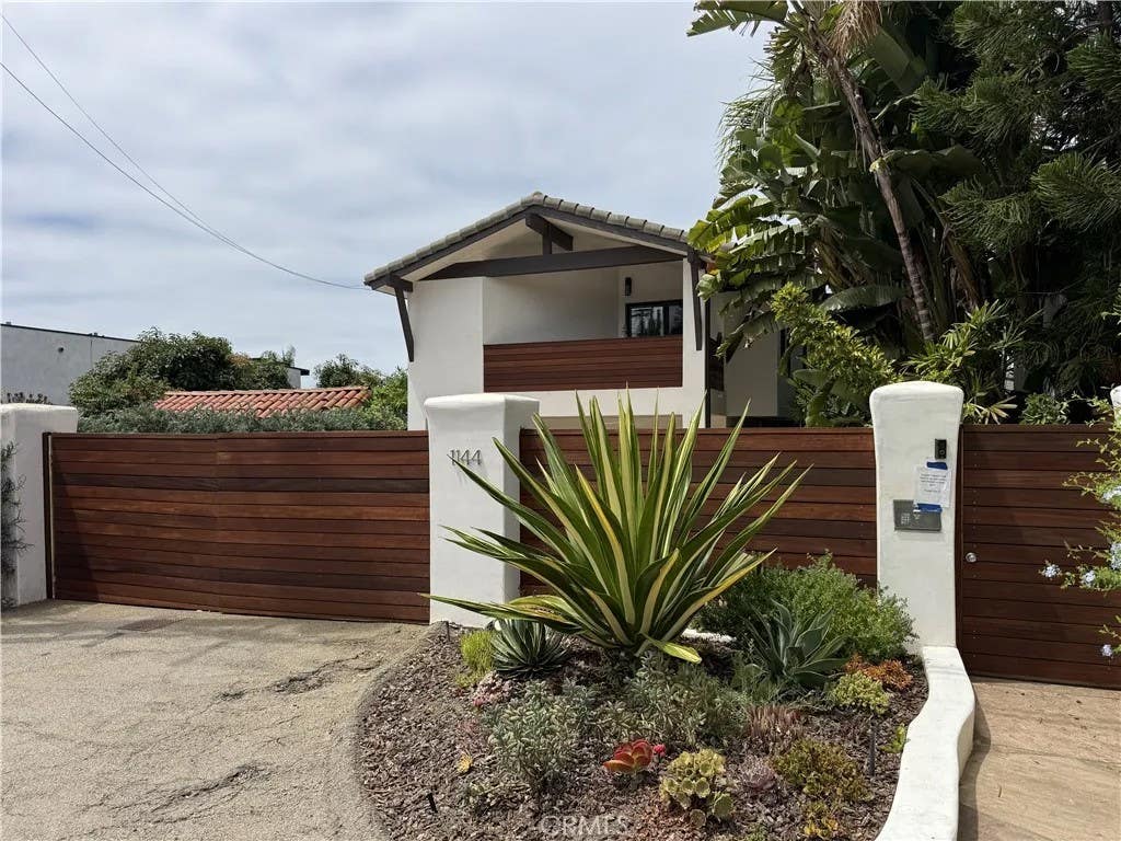 Photo of 1144 Hermes AVE, Encinitas, CA 92024 (MLS # AR26181734)