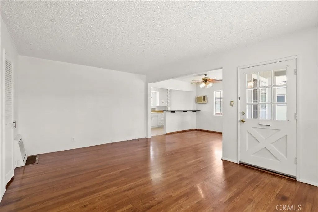 4422 Knoxville