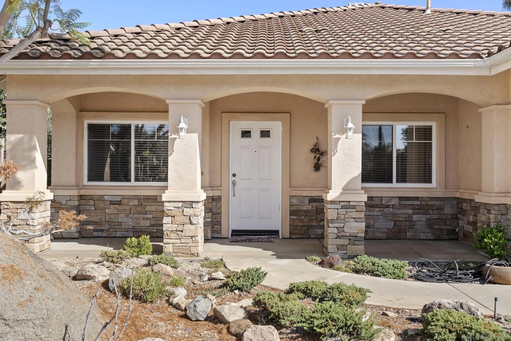 Photo of 634 W Vermont AVE, Escondido, CA 92025 (MLS # 260023033)