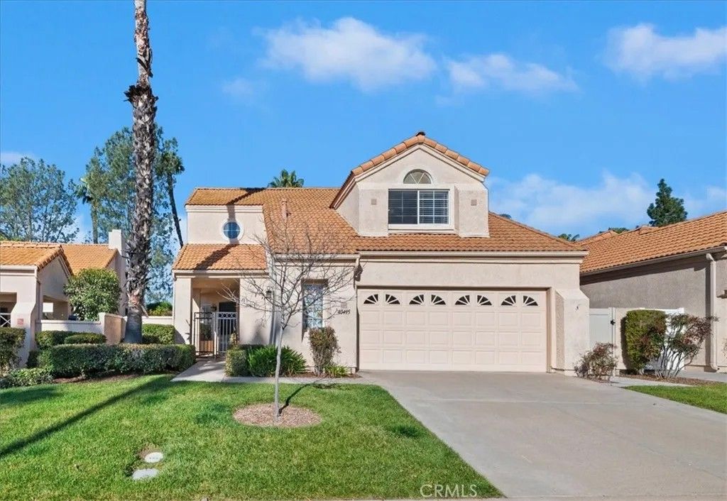 Photo of 40495 Via Malagas, Murrieta, CA 92562 (MLS # SW26040959)