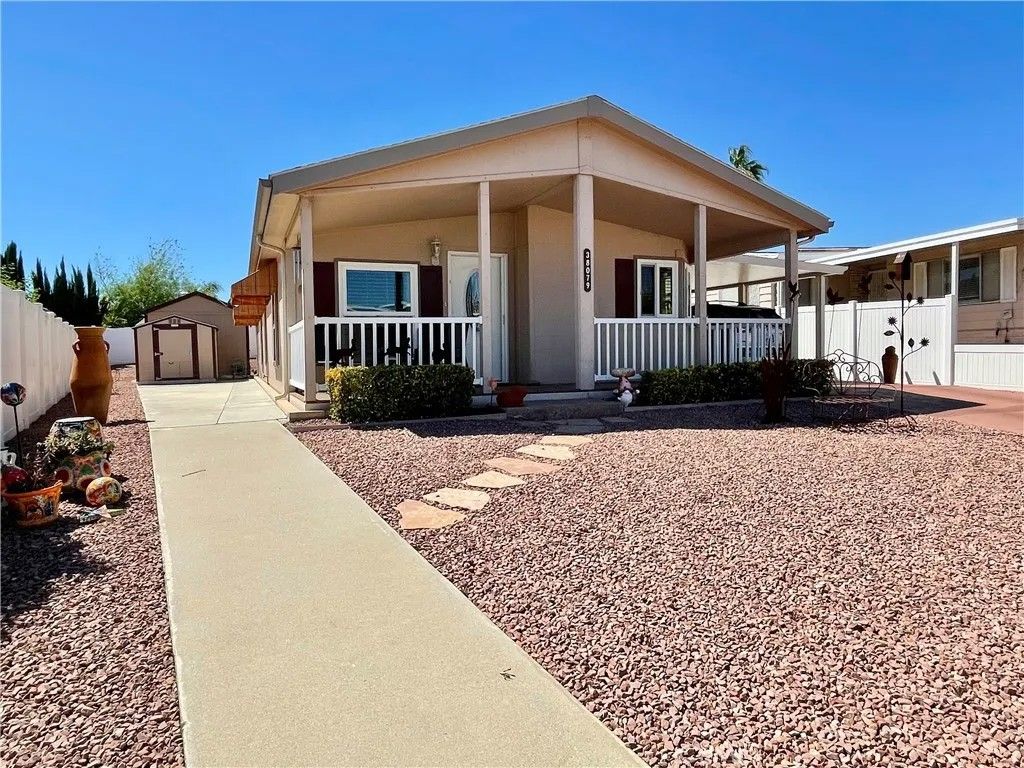 Photo of 38079 Calle De Amor, Murrieta, CA 92563 (MLS # SW26065223)