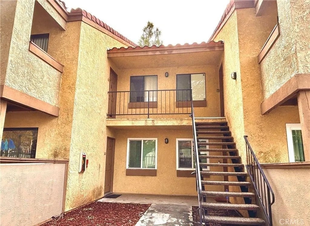 Photo of 1110 W Blaine St #107, Riverside, CA 92507 (MLS # SW26066125)