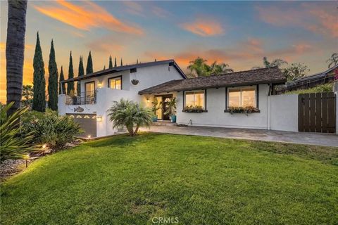 Photo of 25265 Terreno Dr, Mission Viejo, CA 92691 (MLS # OC26052489)