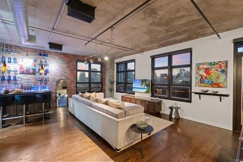 Tiny photo for 877 Island Avenue, San Diego, CA 92101 (MLS # NDP2600837)