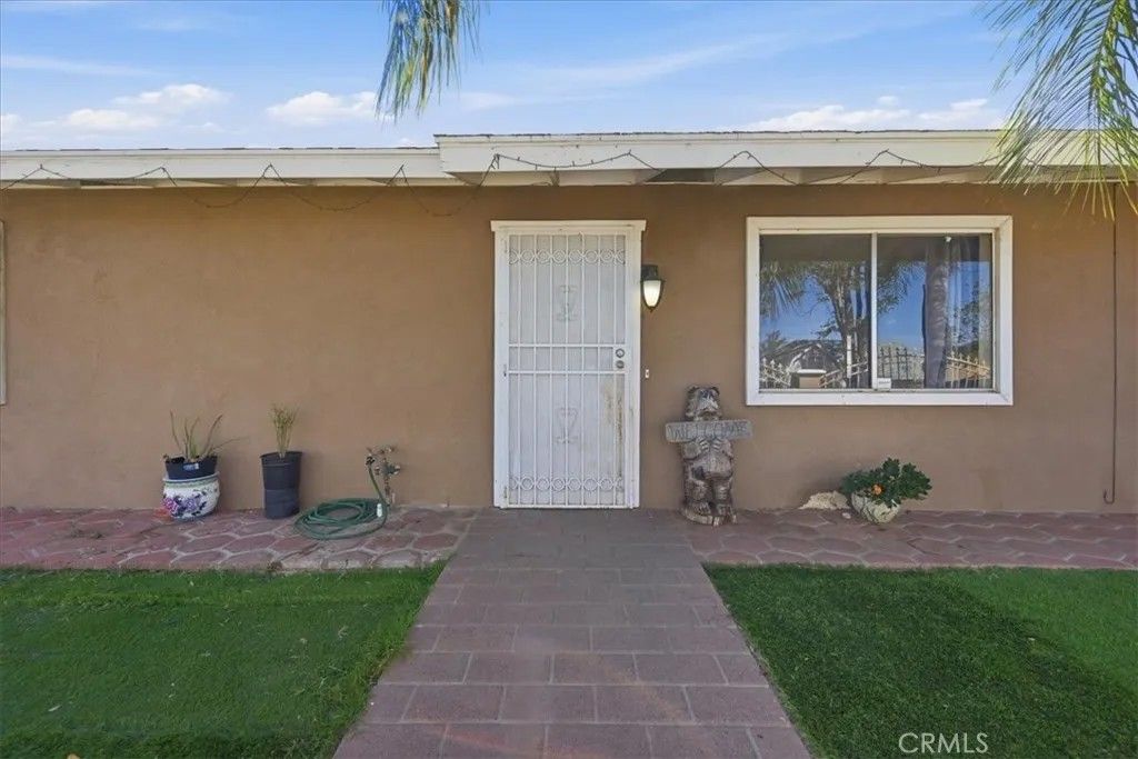 Photo of 33111 Baldwin Boulevard, Lake Elsinore, CA 92530 (MLS # SW26066251)