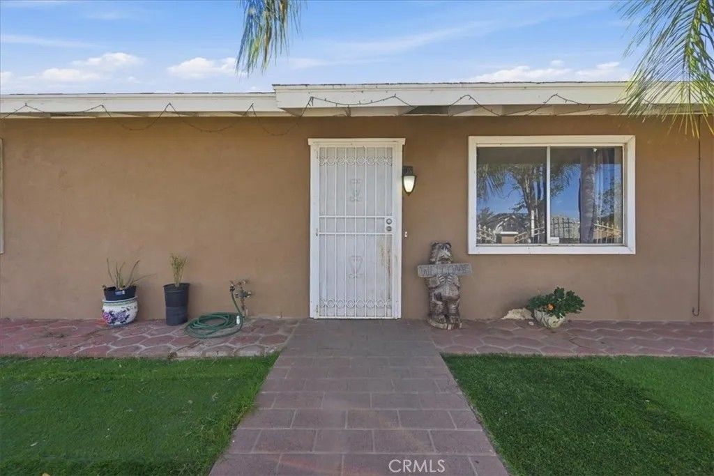 Photo of 33111 Baldwin Boulevard, Lake Elsinore, CA 92530 (MLS # SW26066251)