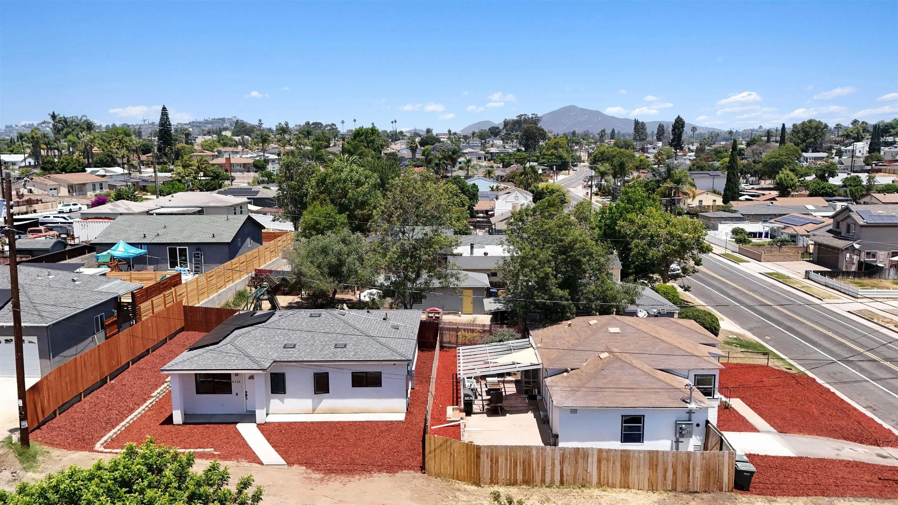 4712 Harbinson Ave.
